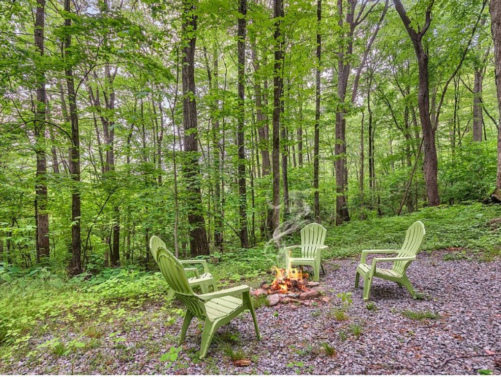 Smoky Mountain Treehouse Villa Maggie Valley Buitenkant foto